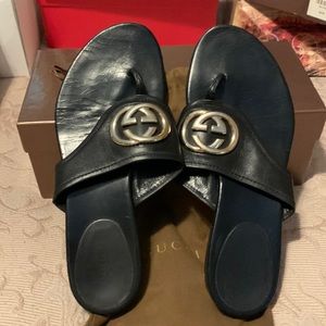 Gucci Logo Thong Slides Sandals Sz 9 $425
